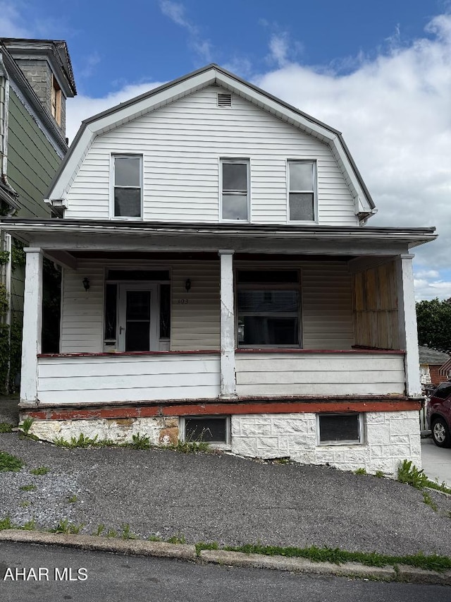 303 Cherry Ave, Altoona, PA 16601 - dutch colonial with covered porch and a gambrel roof