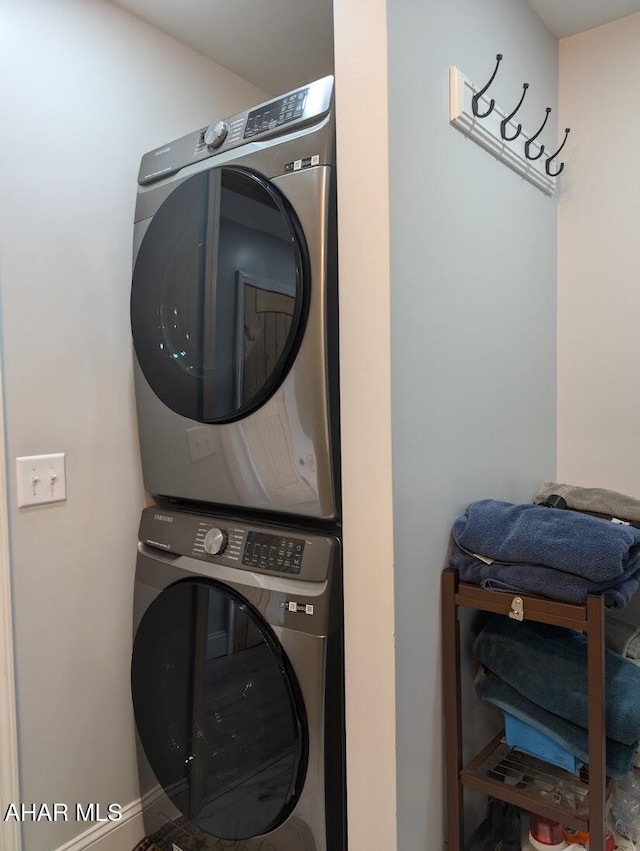 9802 Black Valley Rd, Everett, PA 15537 - laundry area featuring stacked washer / drying machine