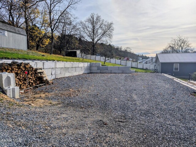9802 Black Valley Rd, Everett, PA 15537 - view of yard with a storage unit