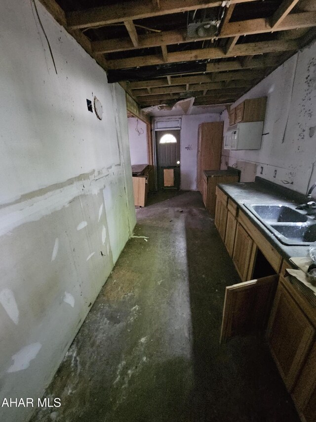 625 N 5th Ave, Altoona, PA 16601 - basement featuring a sink