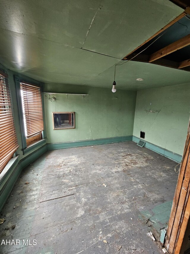 625 N 5th Ave, Altoona, PA 16601 - view of unfurnished room