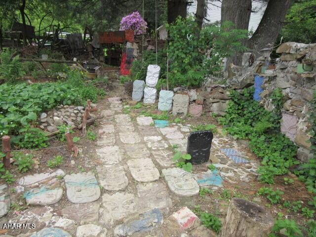 210 Hazel St, Johnstown, PA 15909 - view of patio