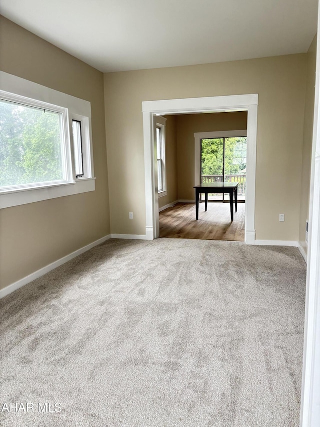 1413 17th Ave, Altoona, PA 16601 - empty room featuring carpet flooring and baseboards