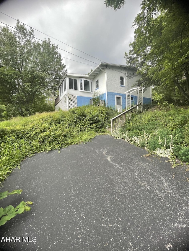 245 Harmony Dr, Altoona, PA 16601 - photo 2