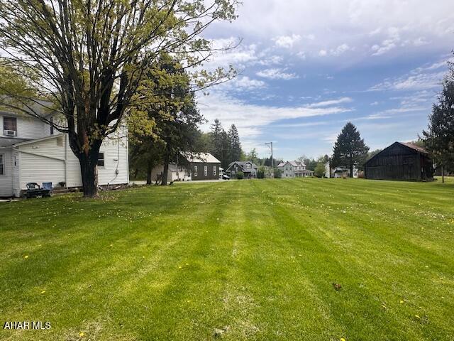 193 Pavia Rd, Imler, PA 16655 - view of grassy yard featuring a residential view