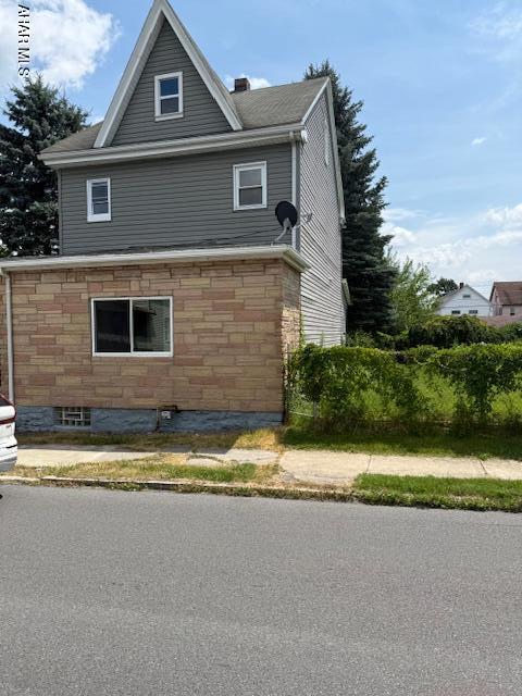 2807 Walnut Ave, Altoona, PA 16602 - photo 1