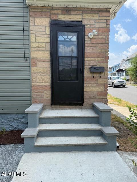 2807 Walnut Ave, Altoona, PA 16602 - photo 2