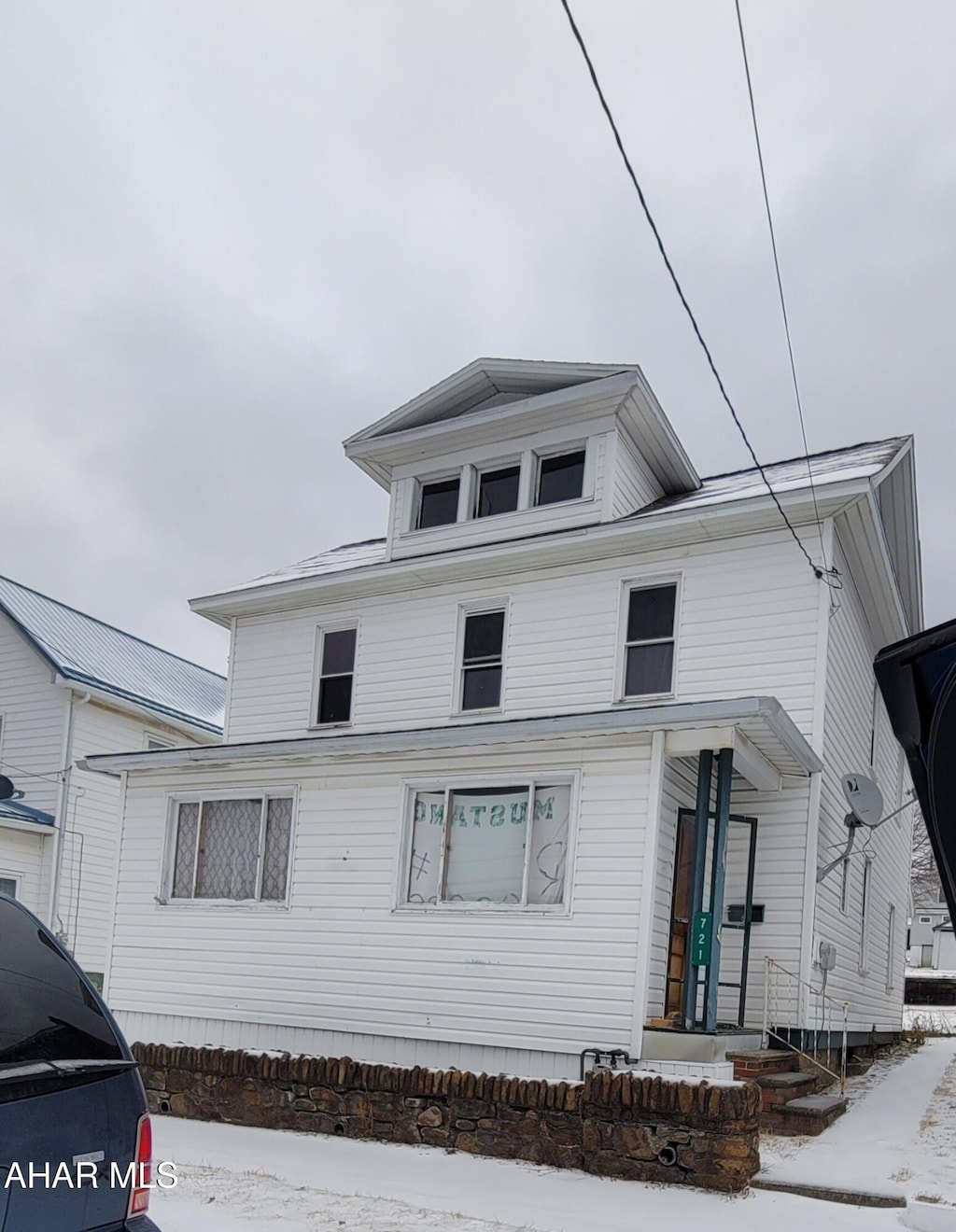 view of traditional style home