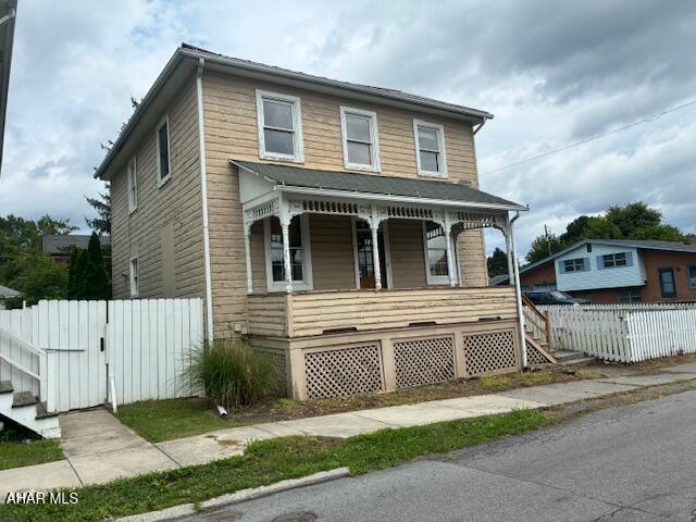 915 Church St, Hollidaysburg, PA 16648 - photo 1