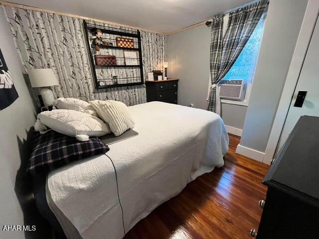143 Rider Farm Rd, Altoona, PA 16601 - bedroom featuring wood finished floors and cooling unit