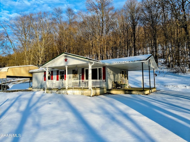 view of front of house featuring covered porch