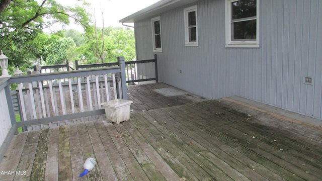 703 Ruskin Dr, Altoona, PA 16602 - view of wooden terrace