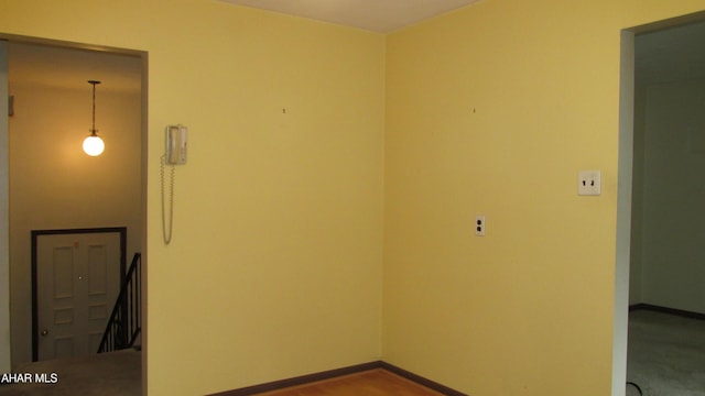 703 Ruskin Dr, Altoona, PA 16602 - unfurnished room with baseboards