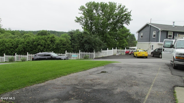 703 Ruskin Dr, Altoona, PA 16602 - view of parking / parking lot