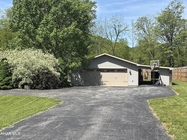 897 Burns Ave, Altoona, PA 16601 - view of front of property with a detached garage