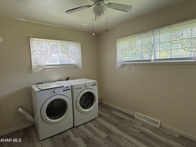897 Burns Ave, Altoona, PA 16601 - laundry room featuring washer and dryer, wood finished floors, baseboards, and ceiling fan