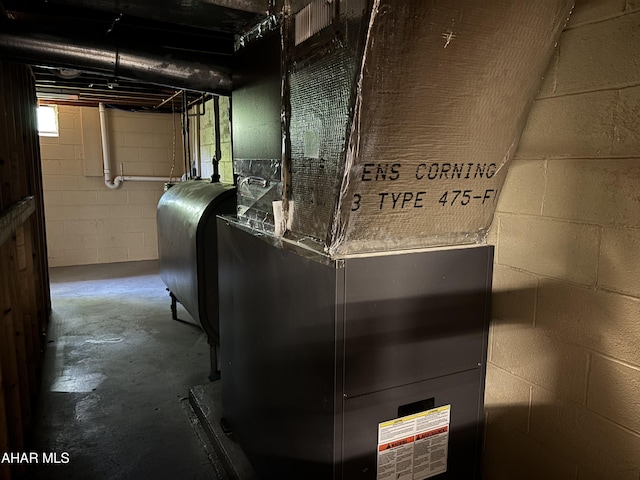 897 Burns Ave, Altoona, PA 16601 - utility room with oil tank and heating unit
