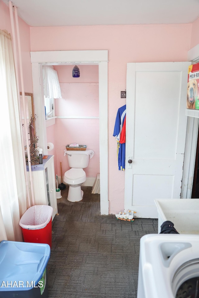 1211 20th St, Altoona, PA 16601 - bathroom featuring toilet