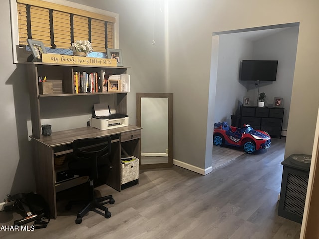 401 Park Ave, Clearfield, PA 16830 - home office with wood finished floors and baseboards
