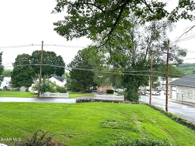 132 S Thomas St, Bedford, PA 15522 - view of property's community