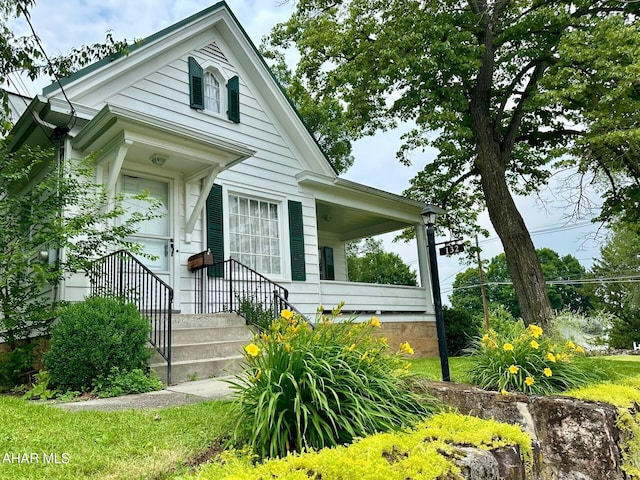132 S Thomas St, Bedford, PA 15522 - view of front of home