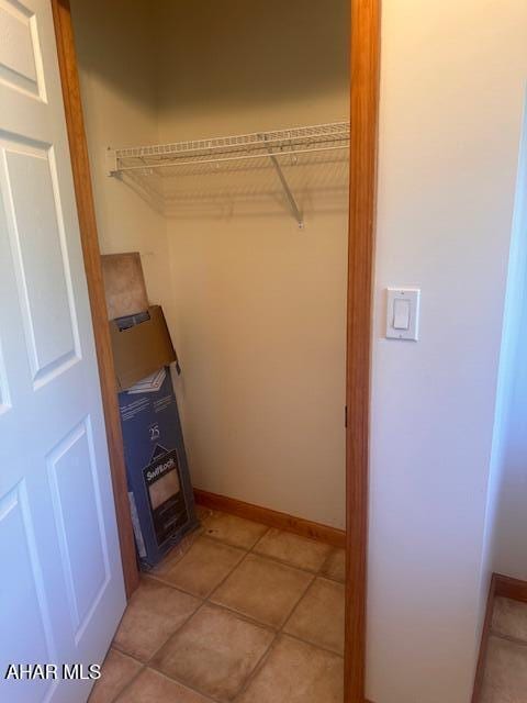 116 Estate Dr, Duncansville, PA 16635 - view of closet