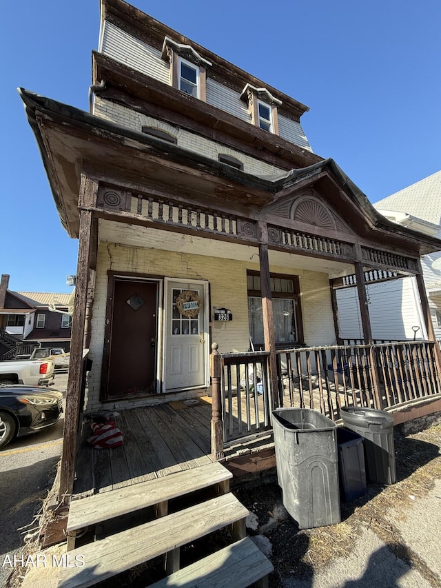 view of front of property with a porch