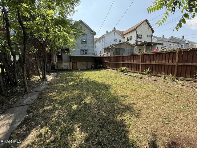 316 3rd Ave, Altoona, PA 16602 - view of yard