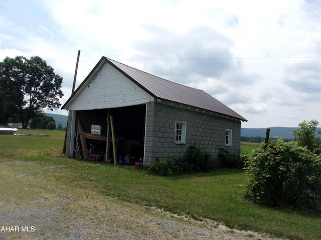 3752 Main Rd, Bedford, PA 15522 - view of garage