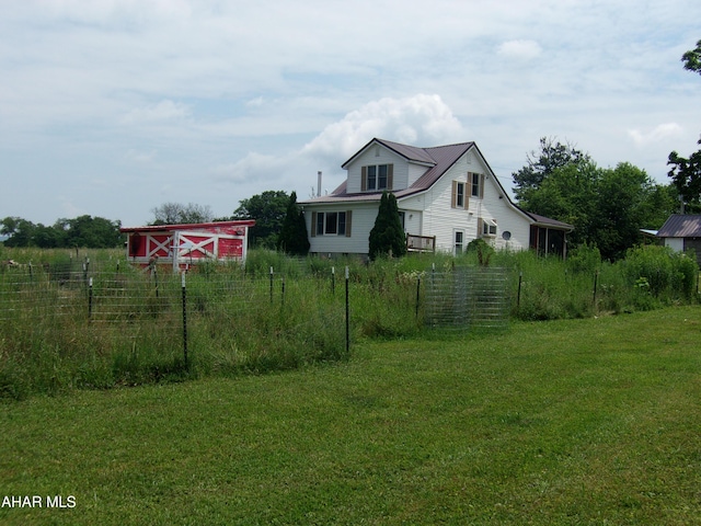 3752 Main Rd, Bedford, PA 15522 - view of yard featuring an outbuilding