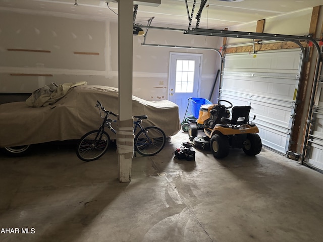 215 Red Fox Dr, Duncansville, PA 16635 - garage featuring a garage door opener