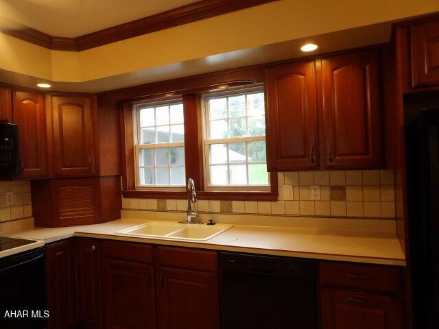 612 S Thomas St, Bedford, PA 15522 - photo 12