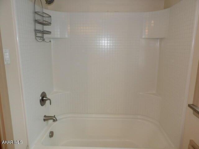 612 S Thomas St, Bedford, PA 15522 - photo 51