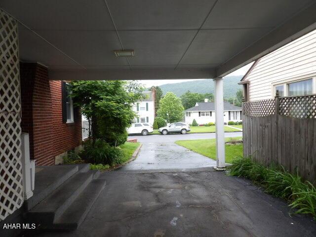 612 S Thomas St, Bedford, PA 15522 - photo 73