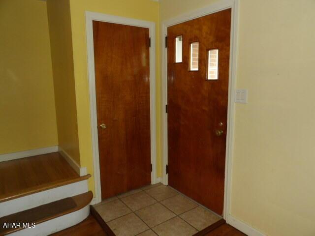 612 S Thomas St, Bedford, PA 15522 - photo 19