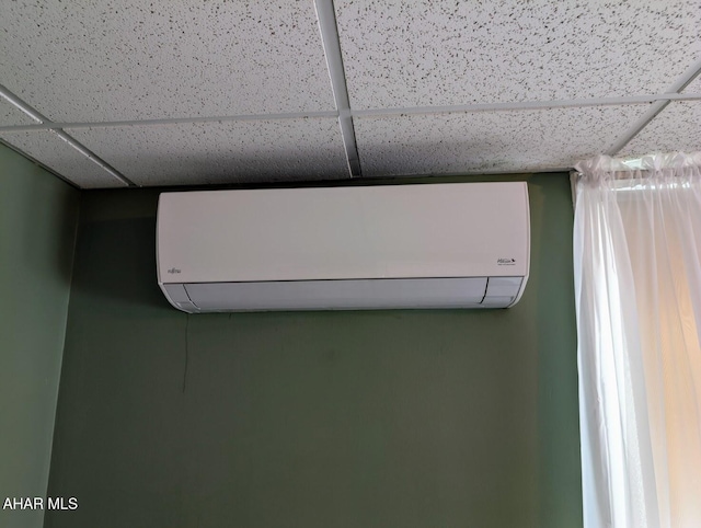 902 Main St, Saxton, PA 16678 - detailed view of a wall mounted air conditioner and a paneled ceiling
