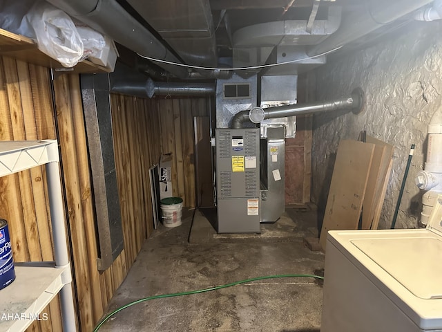 328 Avalon Rd, Altoona, PA 16601 - unfinished below grade area featuring washer / clothes dryer