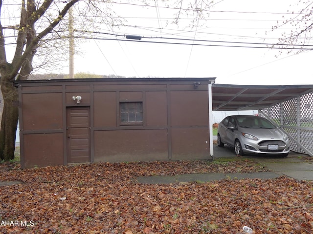 708 Blair St, Hollidaysburg, PA 16648 - view of outbuilding featuring an attached carport