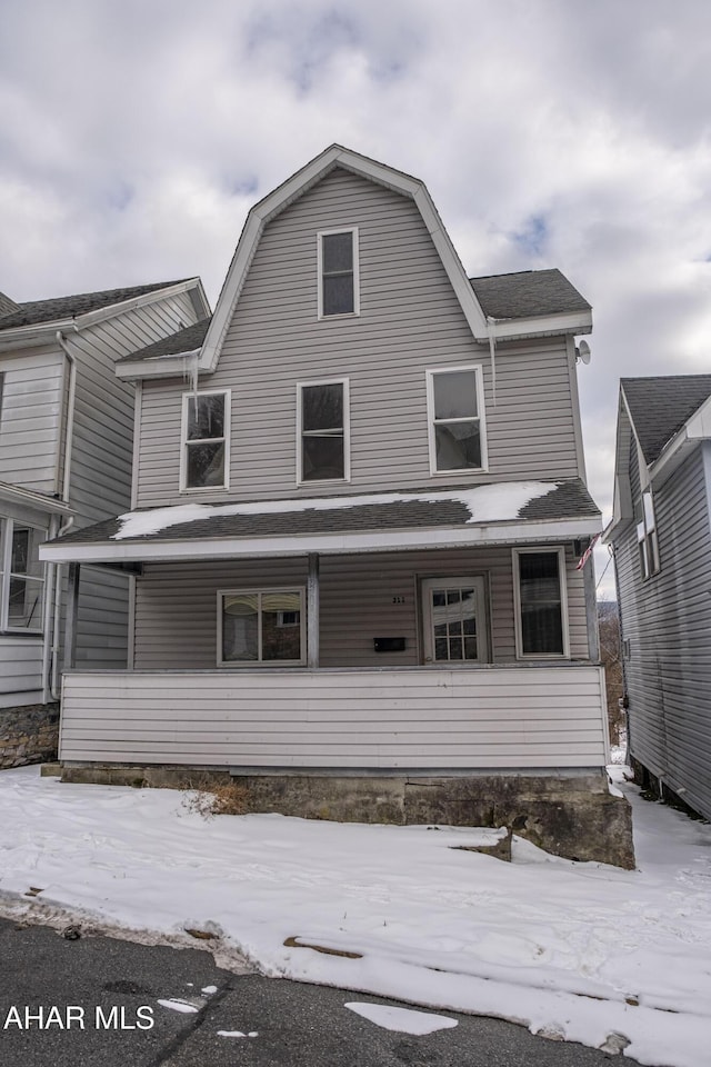 view of front of home