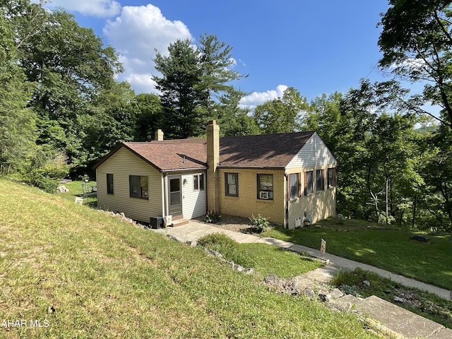 3414 Gwin Rd, Altoona, PA 16601 - photo 1