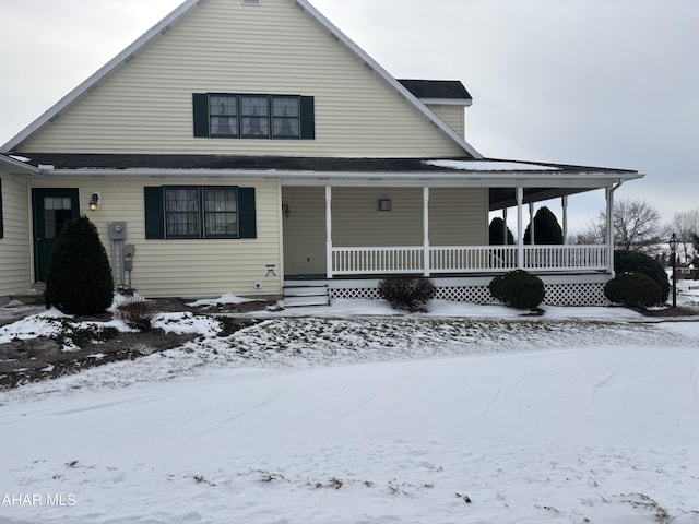 view of front of home