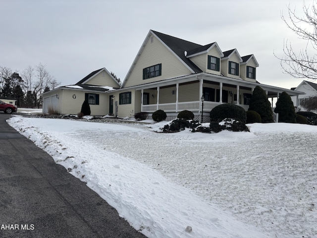 view of front of home with covered porch