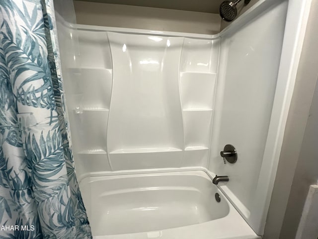 1008 N 3rd St, Altoona, PA 16601 - bathroom featuring shower / bath combo with shower curtain
