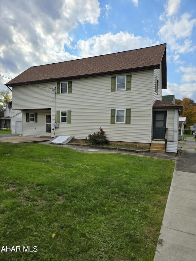 exterior space featuring a yard