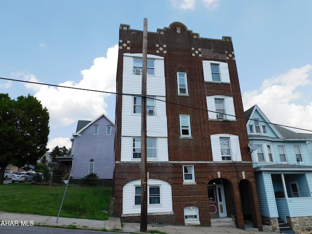 1614 13th St, Altoona, PA 16601 - photo 1