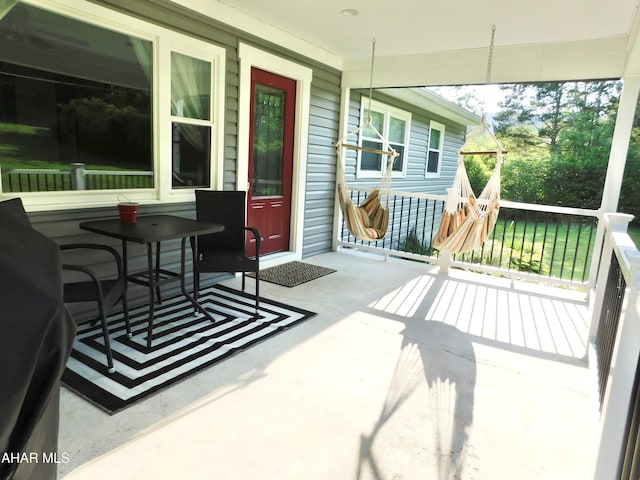 3004 Homers Gap Rd, Altoona, PA 16601 - view of covered porch