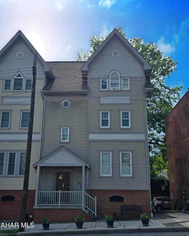 419 Penn St, Hollidaysburg, PA 16648 - photo 1
