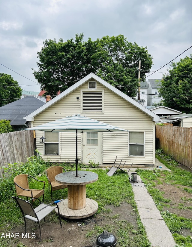 205 1st Ave, Altoona, PA 16602 - view of back of house