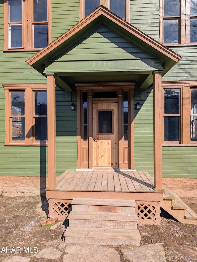 view of entrance to property