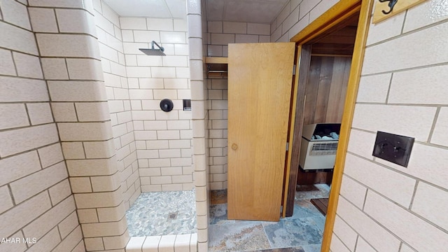 79 Mill Rd, Duncansville, PA 16635 - full bathroom featuring a tile shower